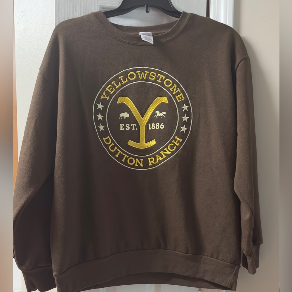 Yellowstone Dutton Ranch Embroidered Sweatshirt I… - image 4